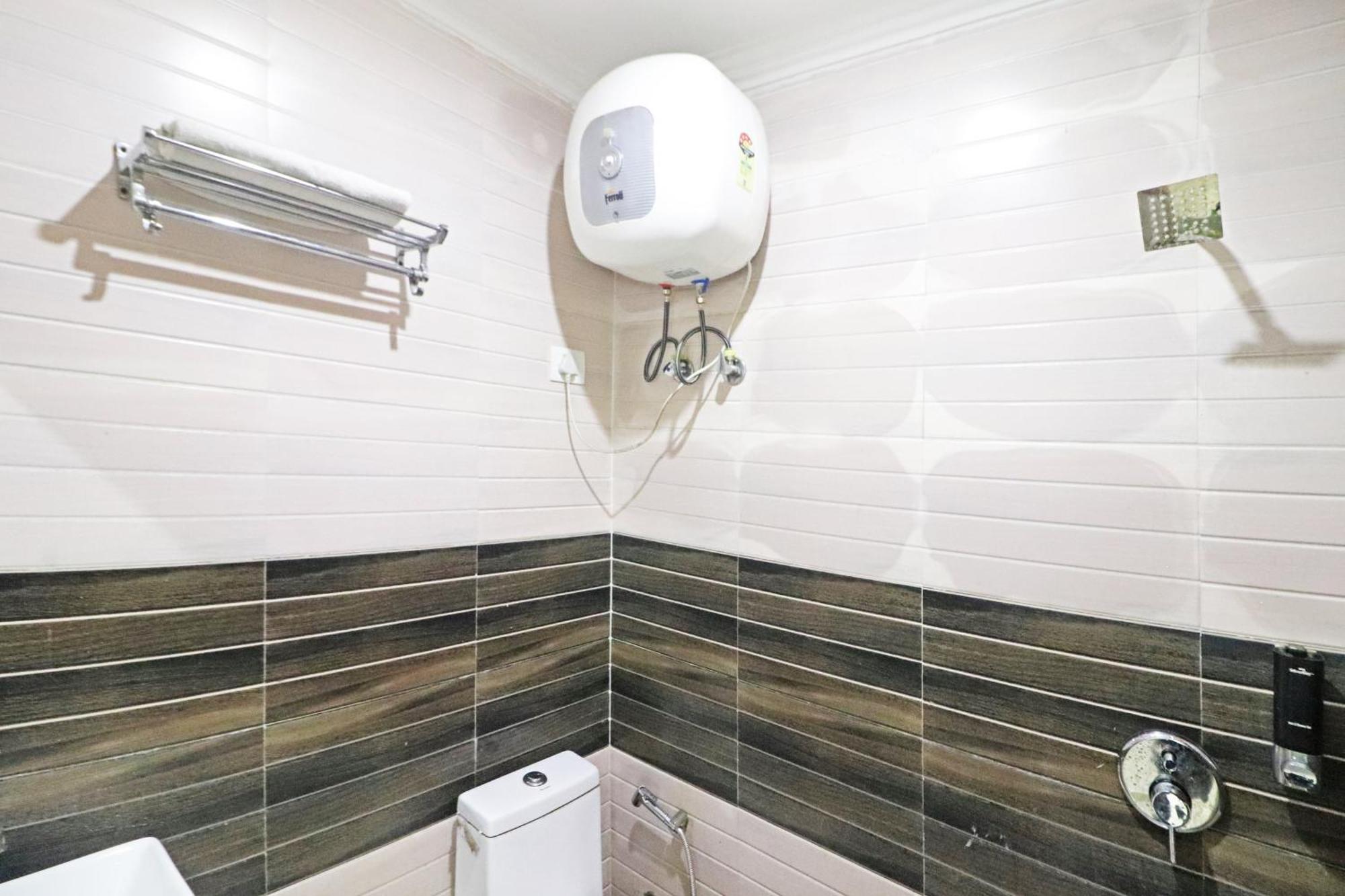 Hotel Trendy Residency - Couple Friendly Hotel New Delhi Luaran gambar