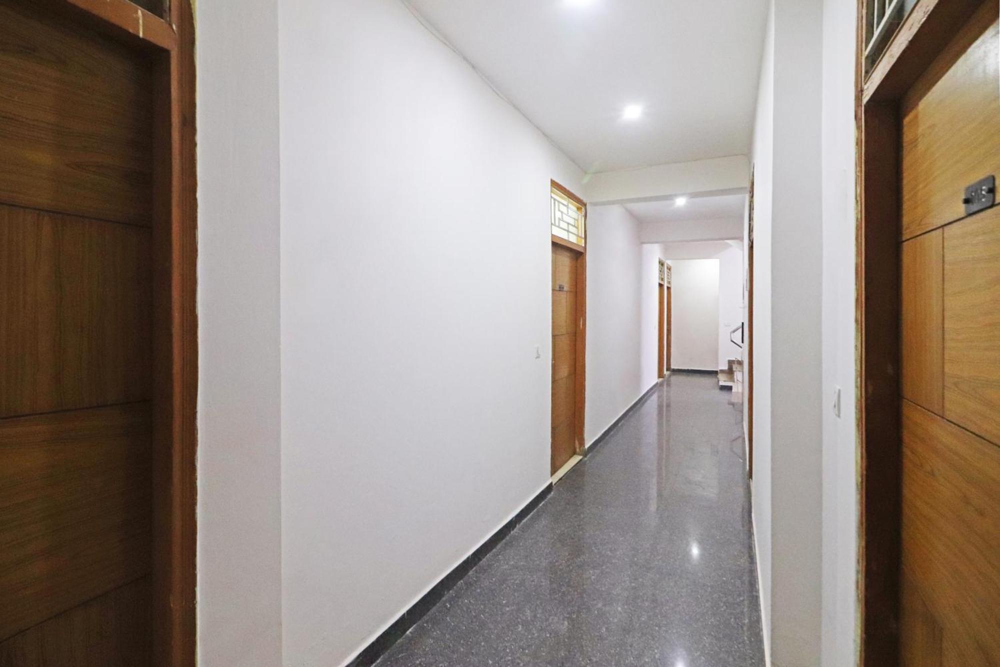 Hotel Trendy Residency - Couple Friendly Hotel New Delhi Luaran gambar